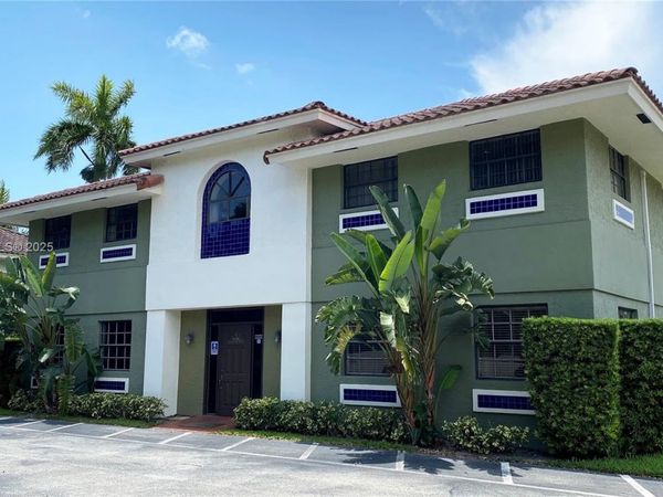 805 E Hillsboro Blvd, Unit 102, Deerfield Beach, FL 33441