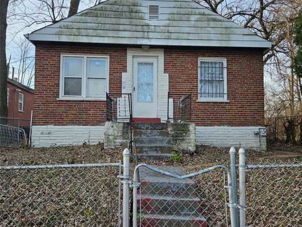 5662 Maffitt Avenue, St Louis, MO 63112