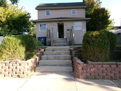 1141 6th Street La Salle, IL 61301