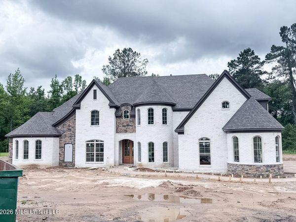 451 Poplar Lane, Holly Springs, MS 38635