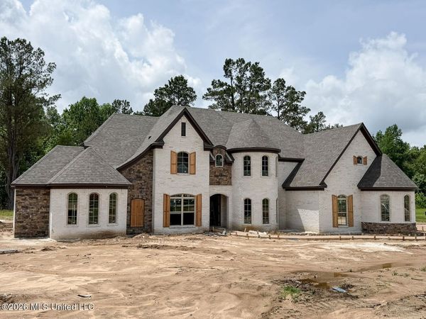 451 Poplar Lane, Holly Springs, MS 38635