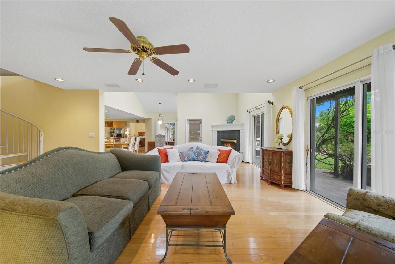 15507 N Himes Avenue, Tampa, FL 33618 Photo