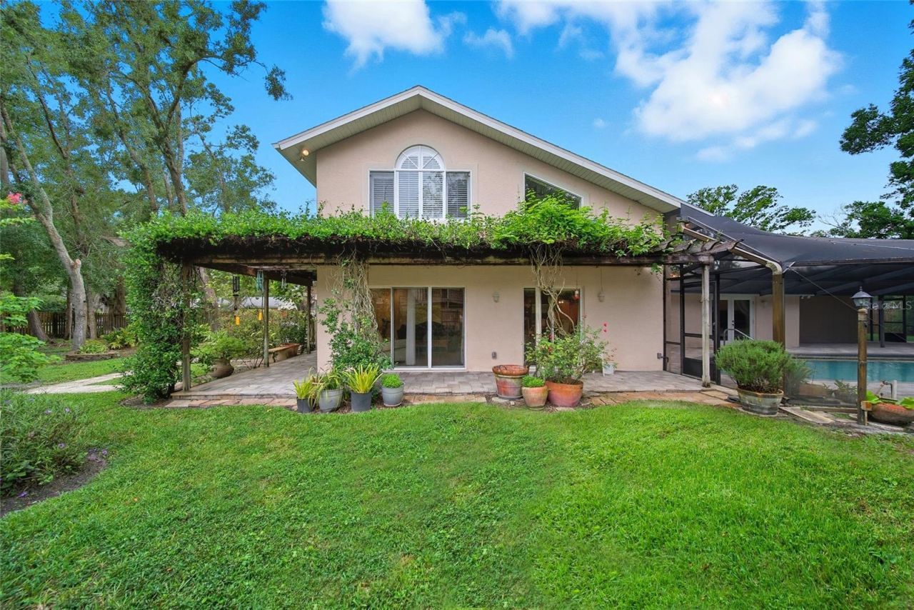 15507 N Himes Avenue, Tampa, FL 33618 Photo