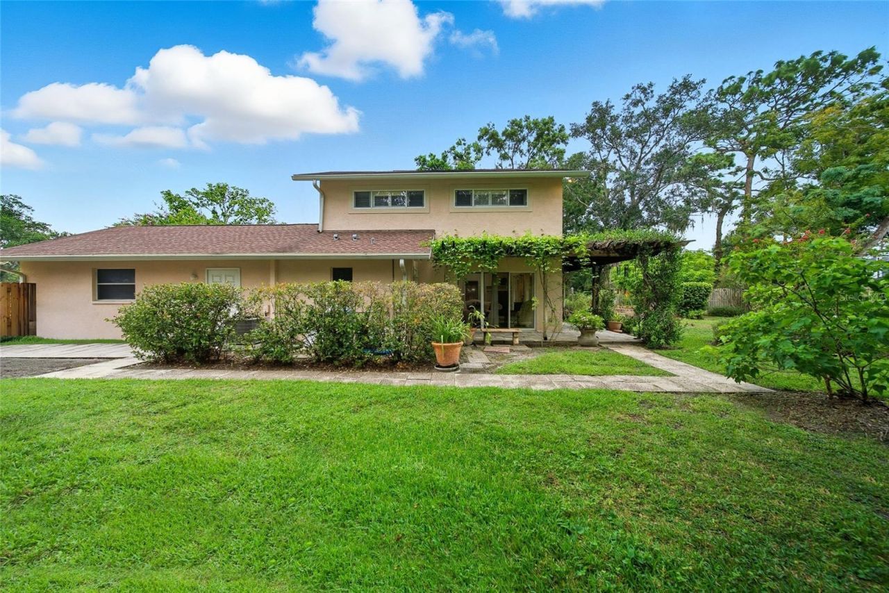 15507 N Himes Avenue, Tampa, FL 33618 Photo