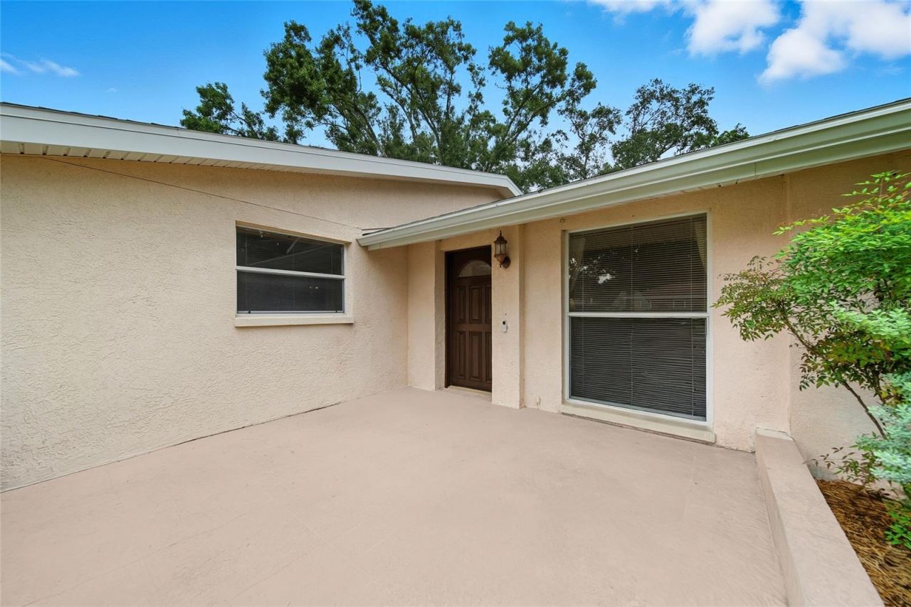 15507 N Himes Avenue, Tampa, FL 33618 Photo