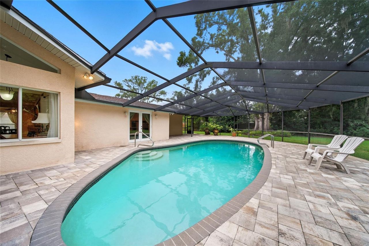 15507 N Himes Avenue, Tampa, FL 33618 Photo