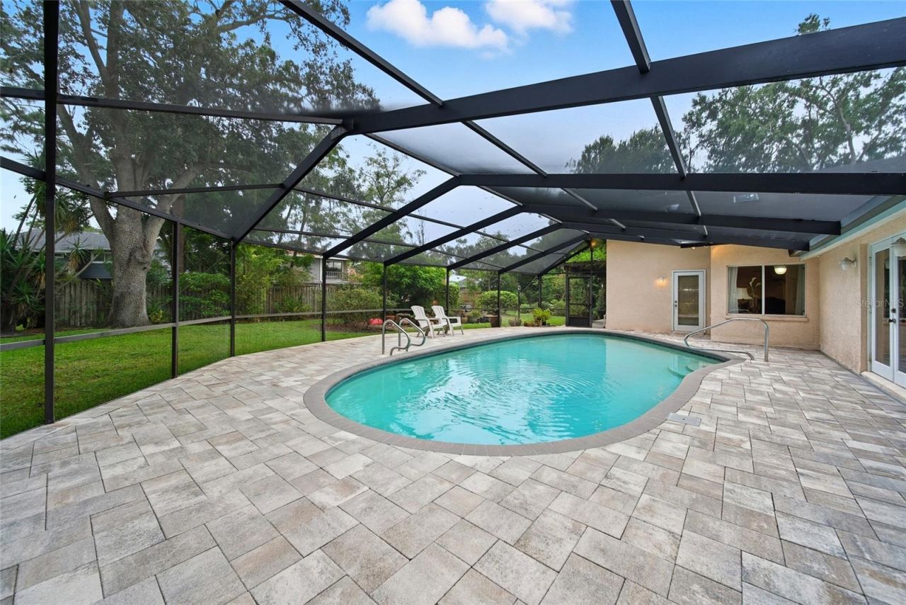 15507 N Himes Avenue, Tampa, FL 33618 Photo