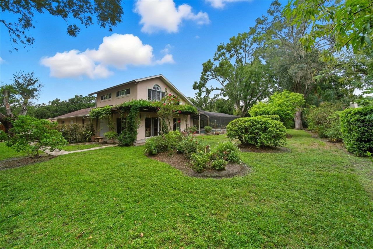 15507 N Himes Avenue, Tampa, FL 33618 Photo