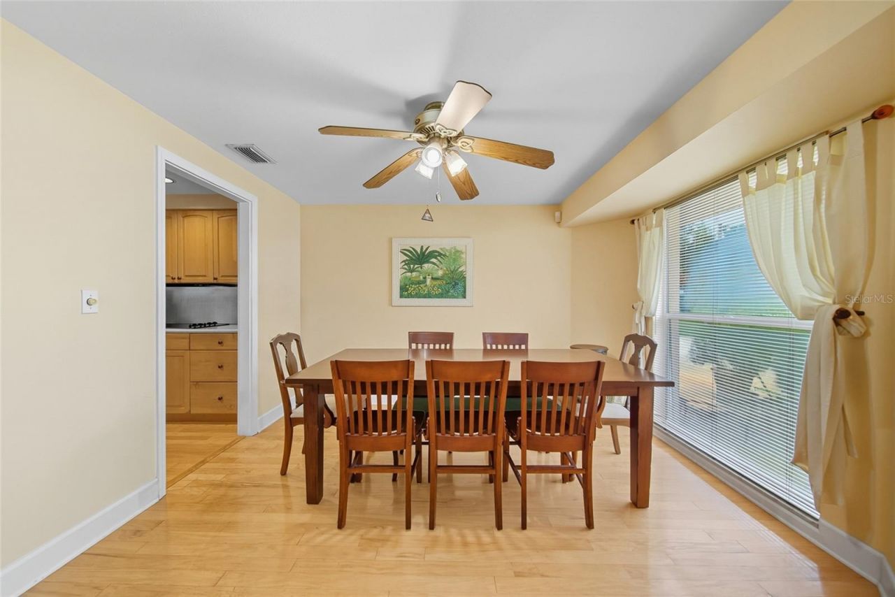 15507 N Himes Avenue, Tampa, FL 33618 Photo