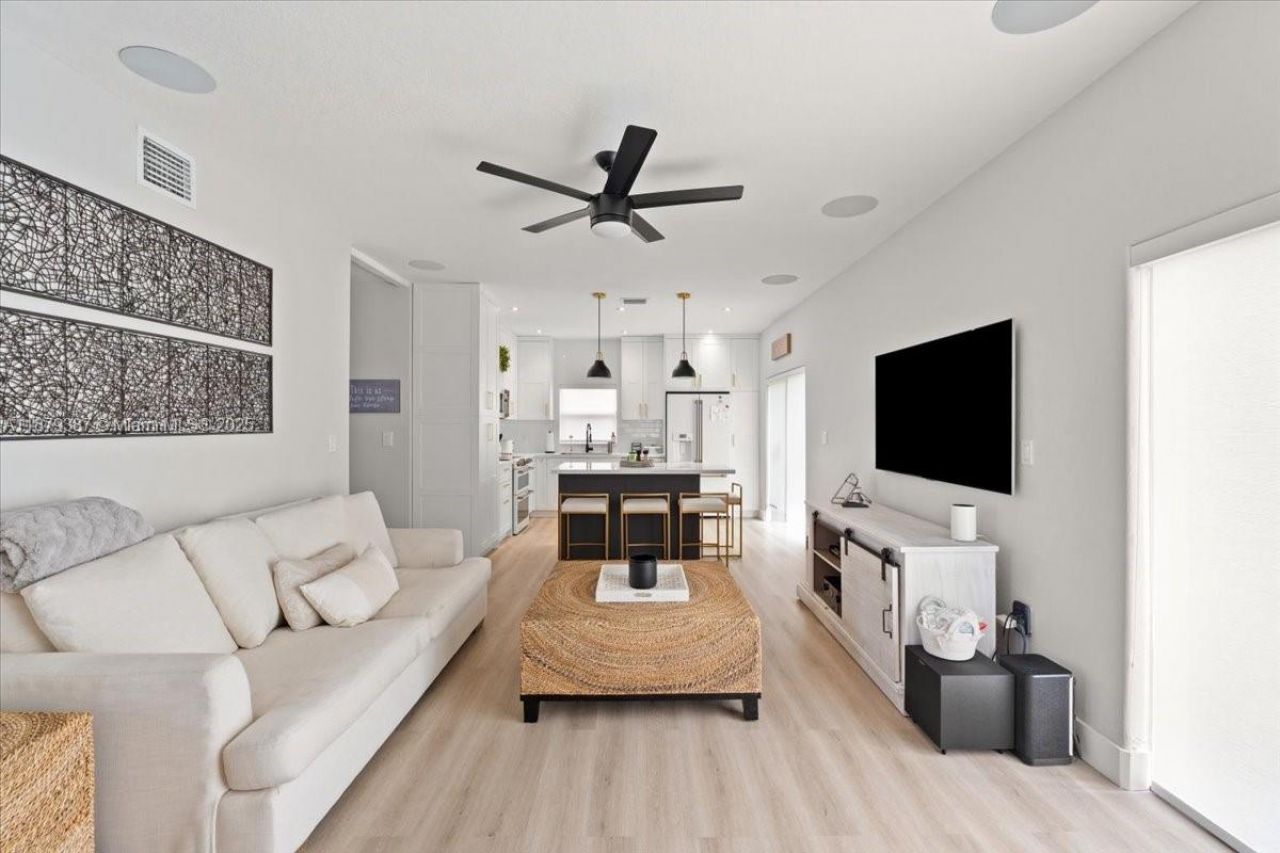 15931 SW 61st Ln, Miami, FL 33193 Photo