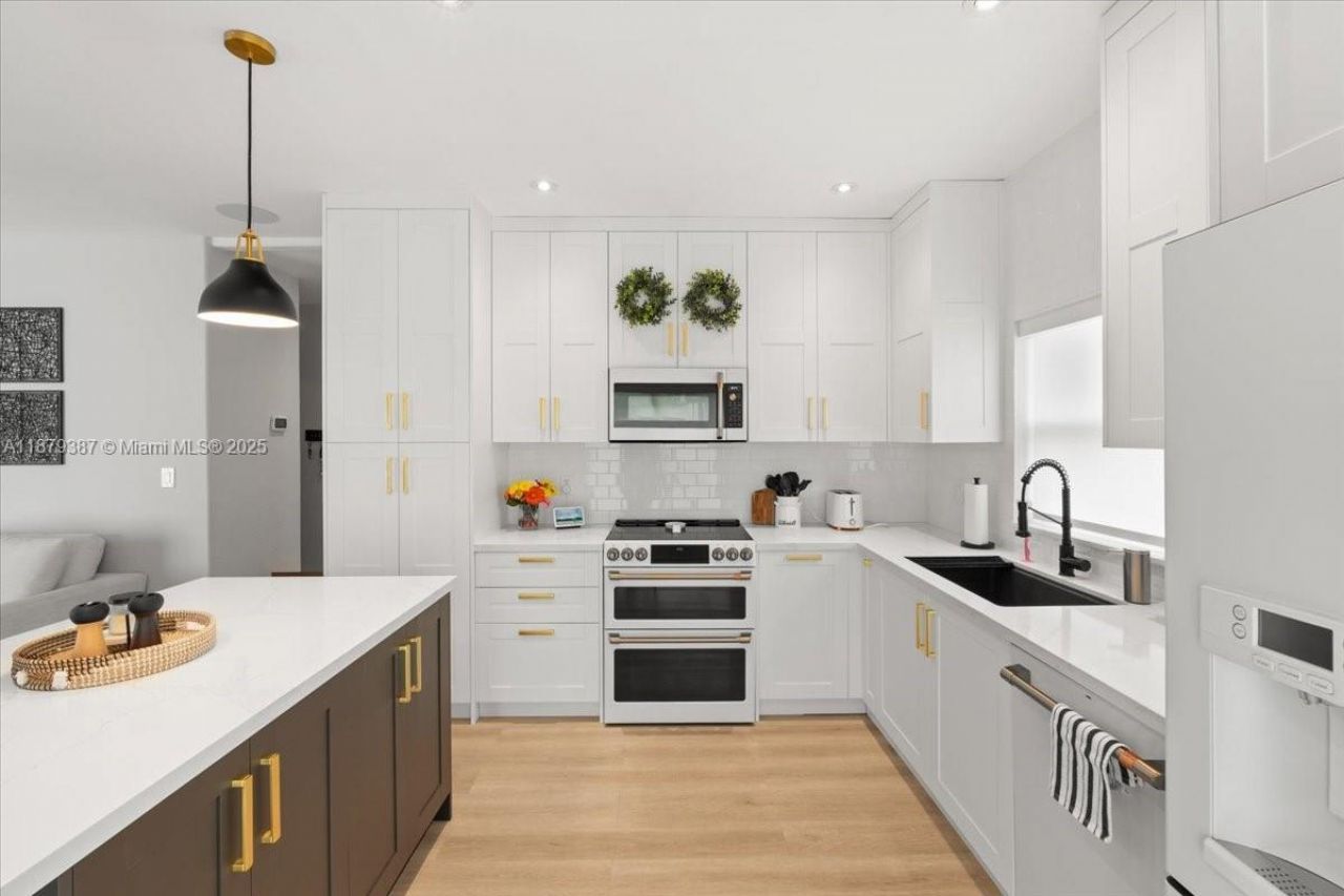 15931 SW 61st Ln, Miami, FL 33193 Photo