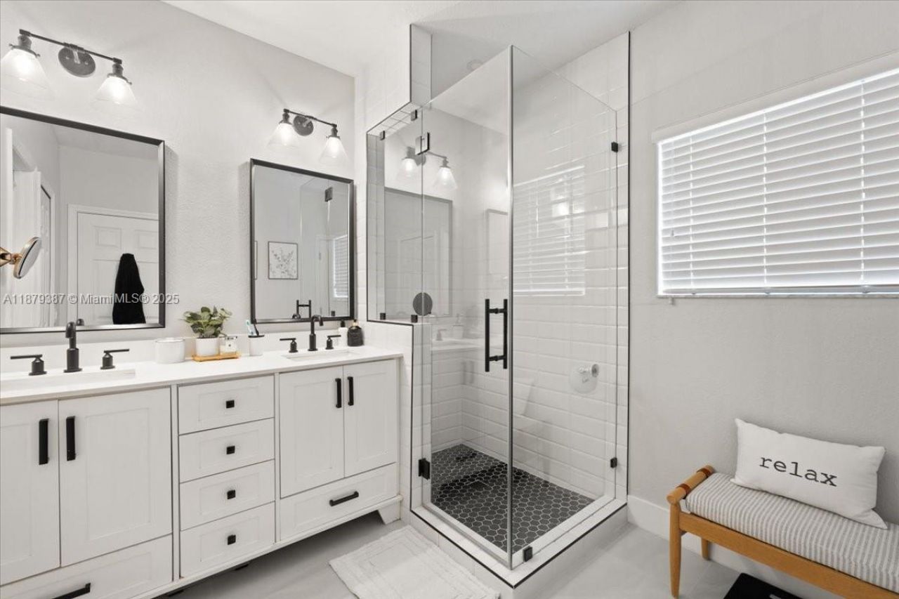 15931 SW 61st Ln, Miami, FL 33193 Photo