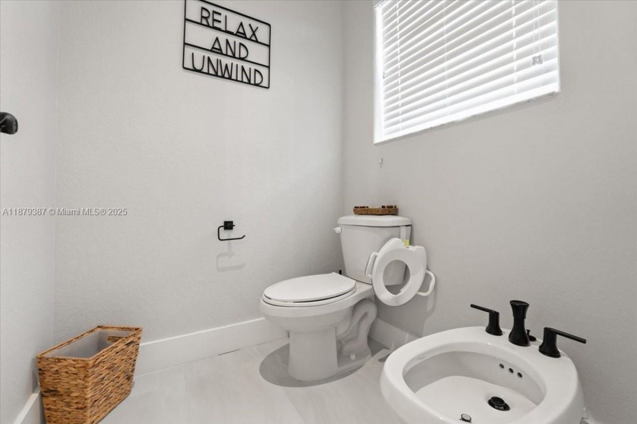 15931 SW 61st Ln, Miami, FL 33193 Photo