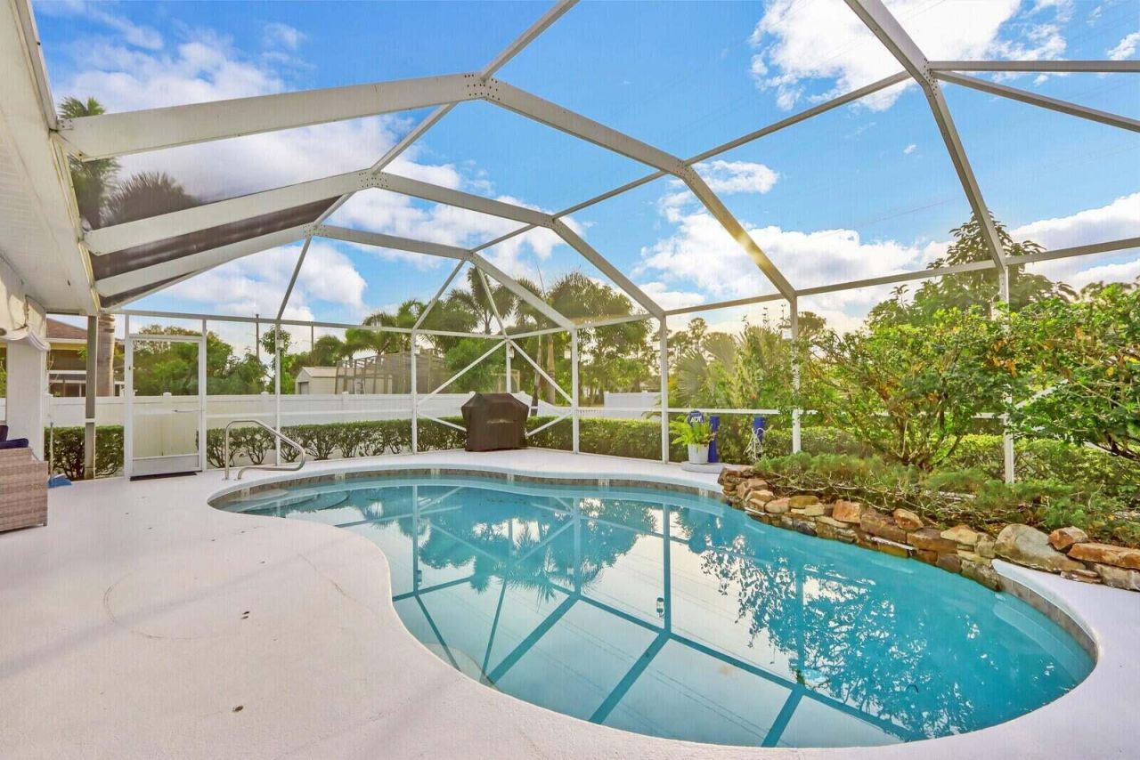 2548 SW Edgarce Street, Port Saint Lucie, FL 34953 Photo