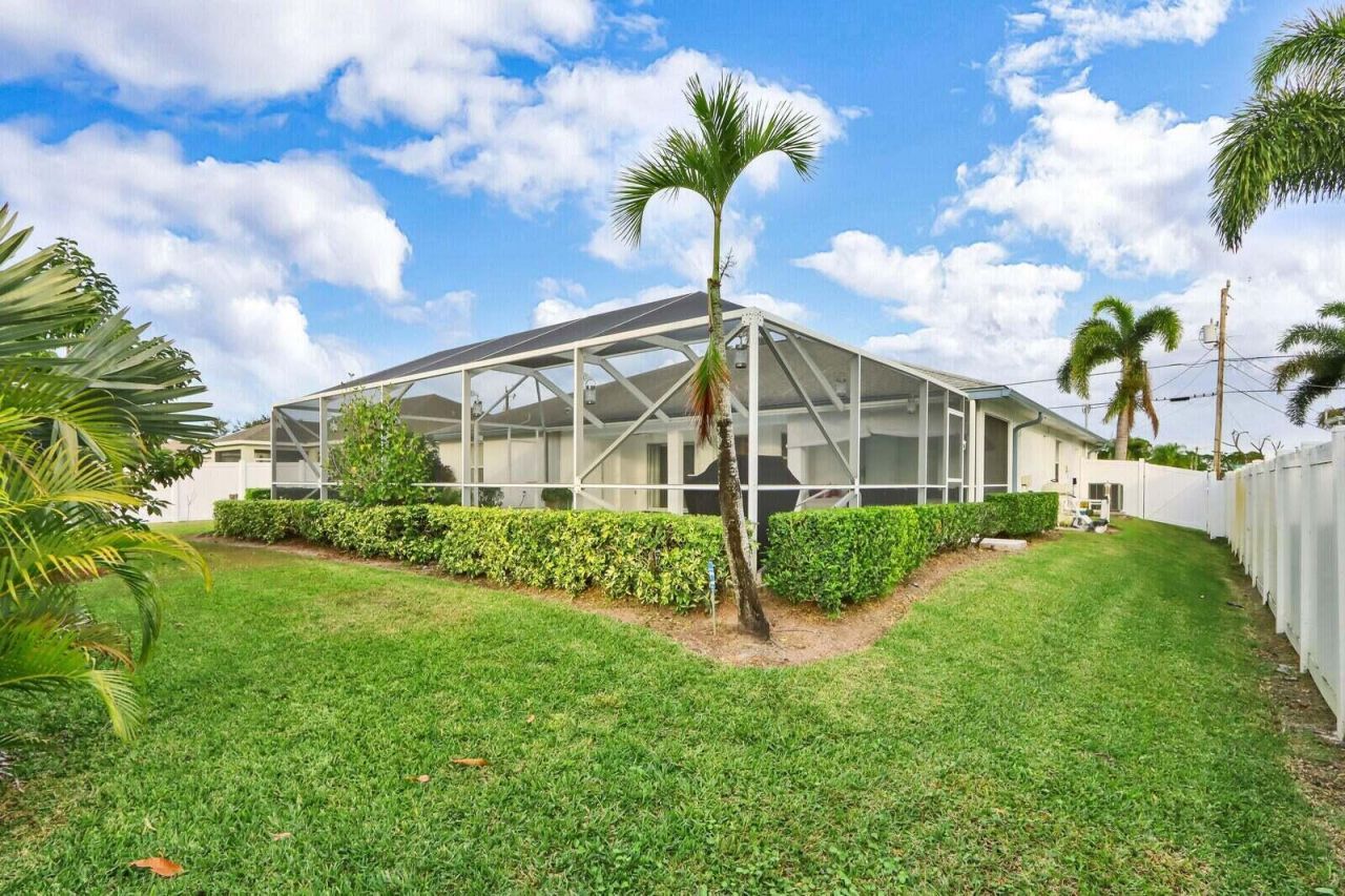 2548 SW Edgarce Street, Port Saint Lucie, FL 34953 Photo