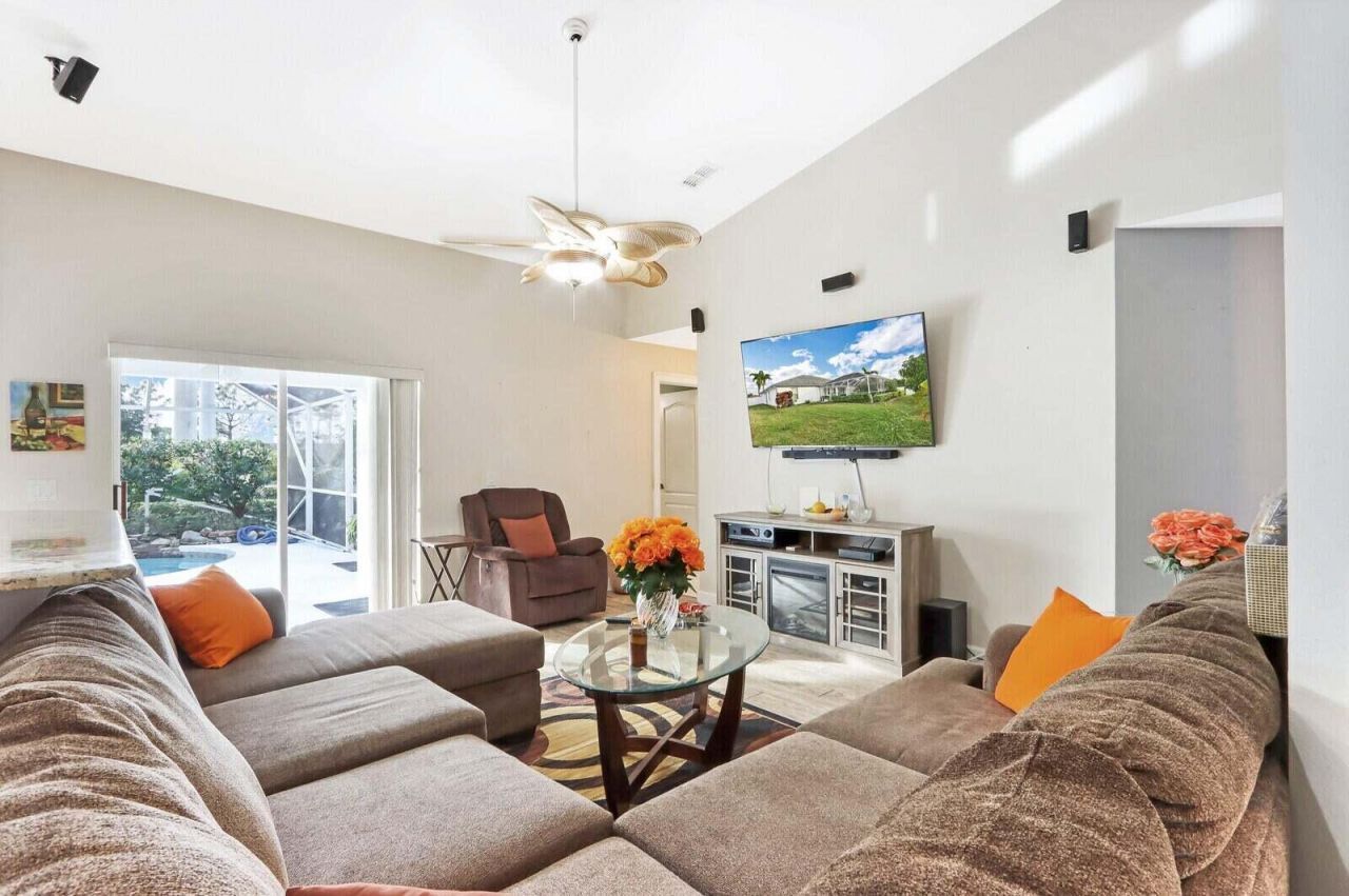 2548 SW Edgarce Street, Port Saint Lucie, FL 34953 Photo