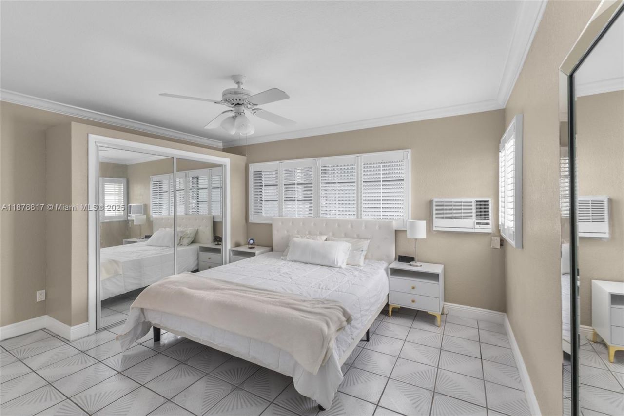 350 Collins Ave, Unit 103, Miami Beach, FL 33139 Photo