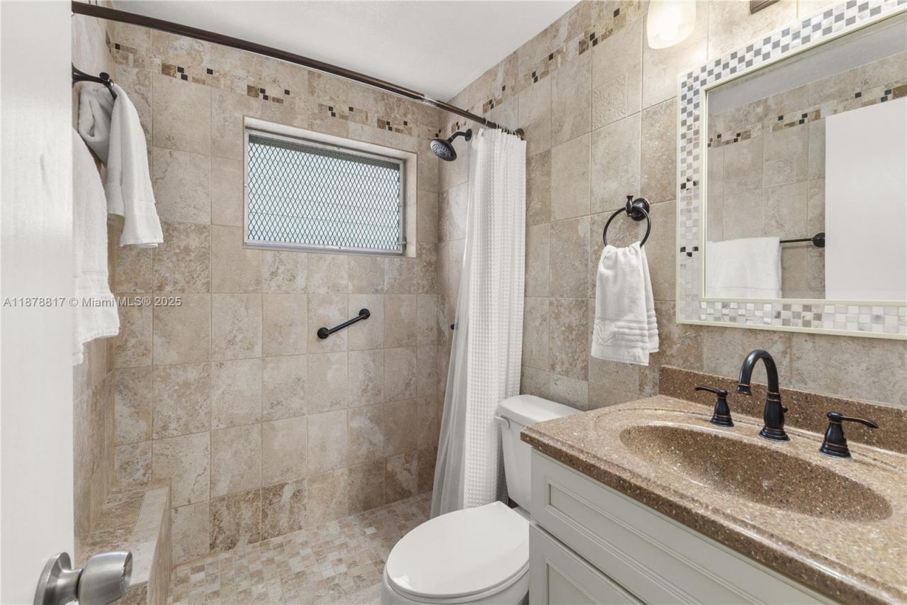 350 Collins Ave, Unit 103, Miami Beach, FL 33139 Photo