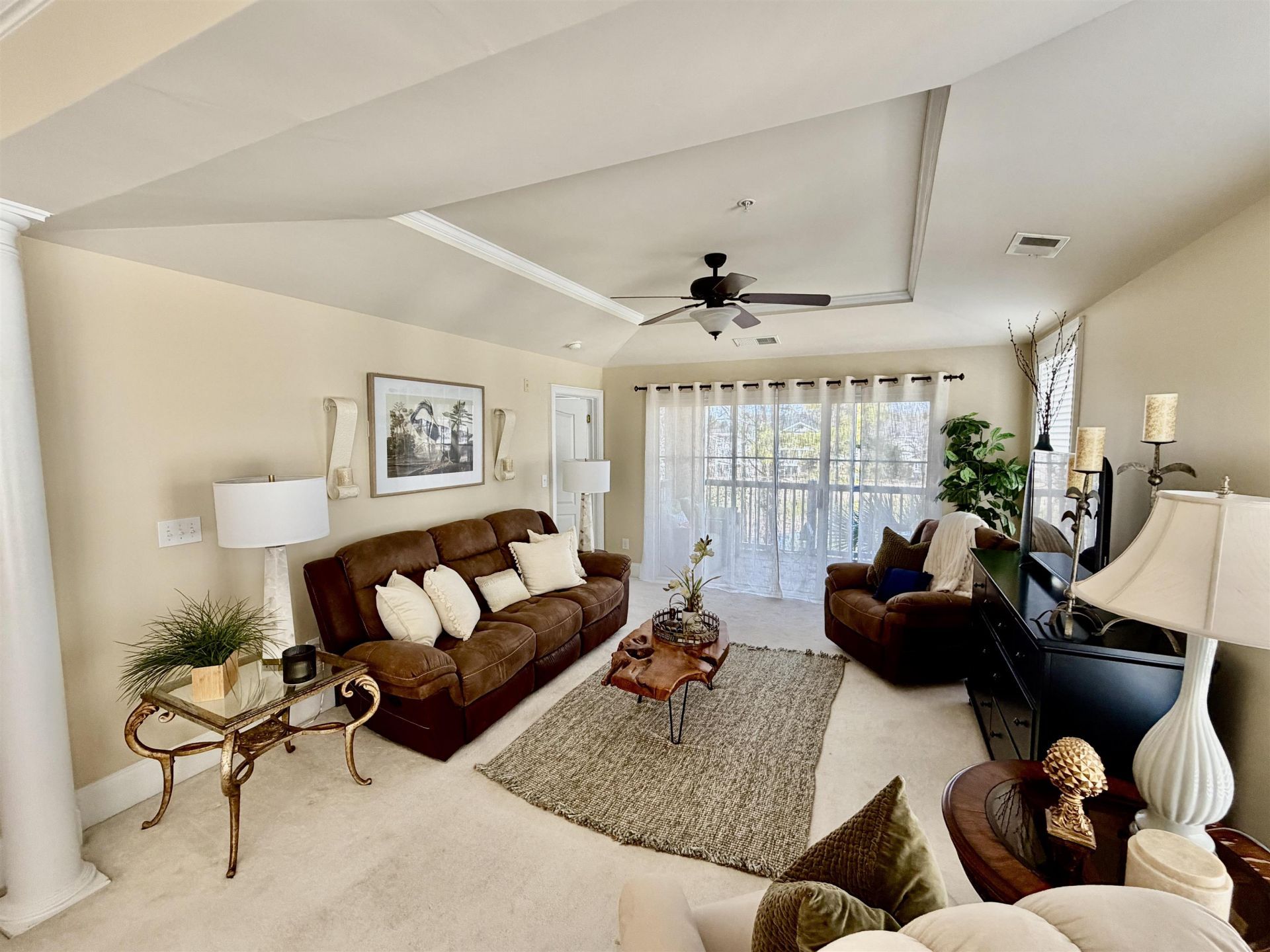 2180 Waterview Dr. Photo 4