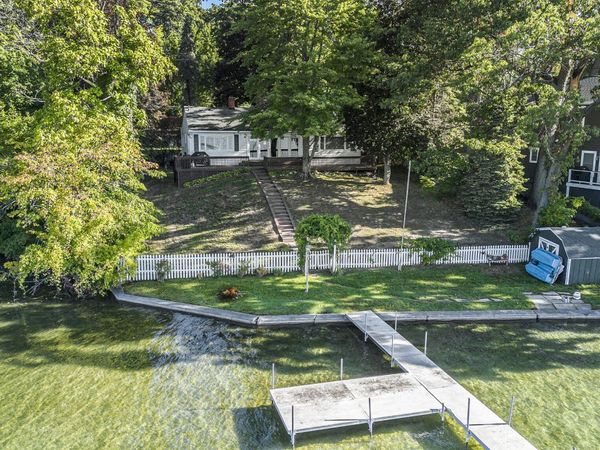 31273 County Line Road, Dowagiac, MI 49047