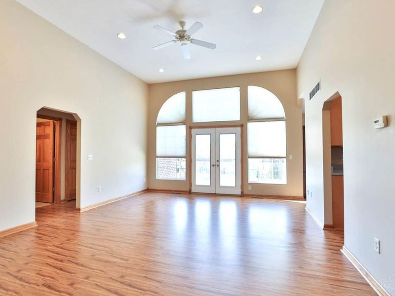 403 Felicity Higginsport Road, Franklin Twp, OH 45120 Photo 6