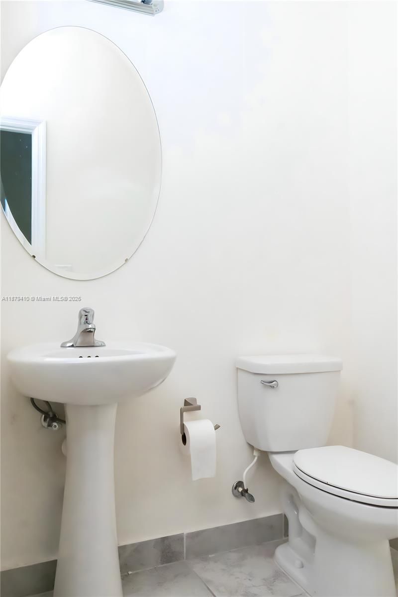 3343 W 100th Ter, Hialeah, FL 33018 Photo