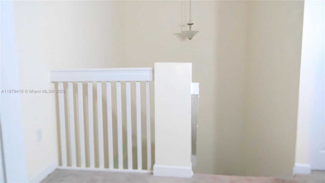 3343 W 100th Ter, Hialeah, FL 33018 Photo