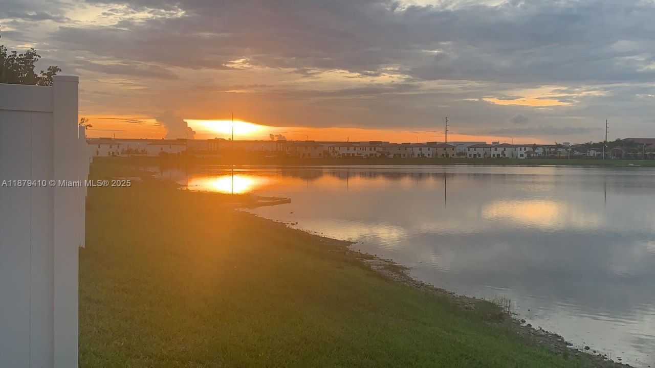 3343 W 100th Ter, Hialeah, FL 33018 Photo