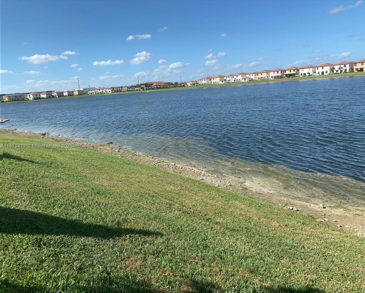 3343 W 100th Ter, Hialeah, FL 33018 Photo