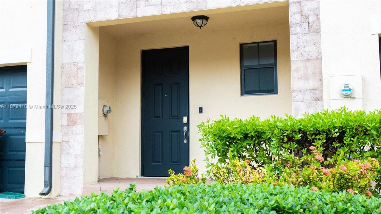 3343 W 100th Ter, Hialeah, FL 33018 Photo