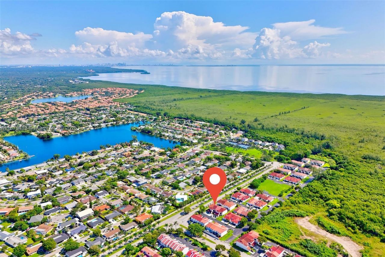 20717 SW 81st Pl, Cutler Bay, FL 33189 Photo