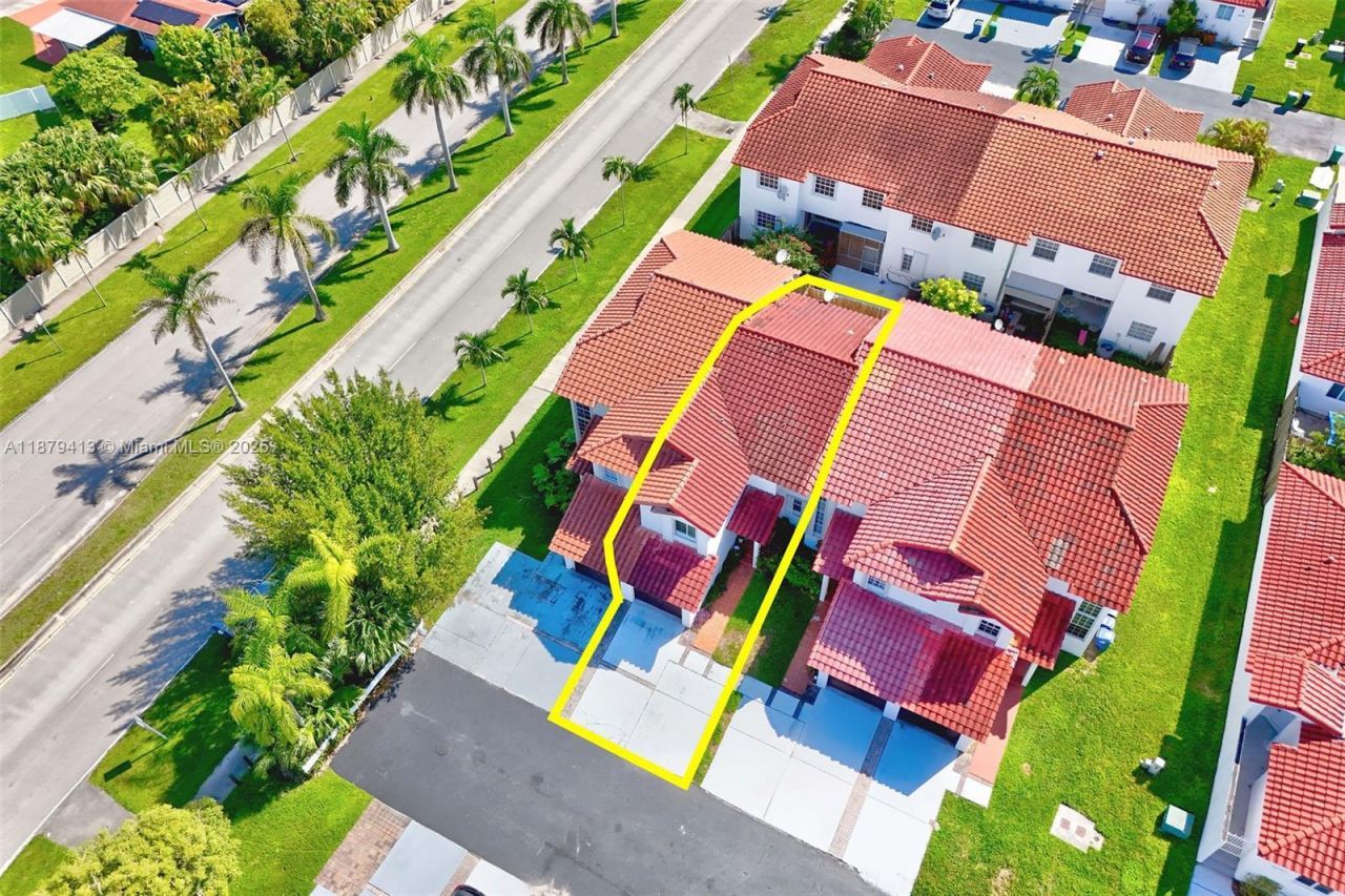 20717 SW 81st Pl, Cutler Bay, FL 33189 Photo