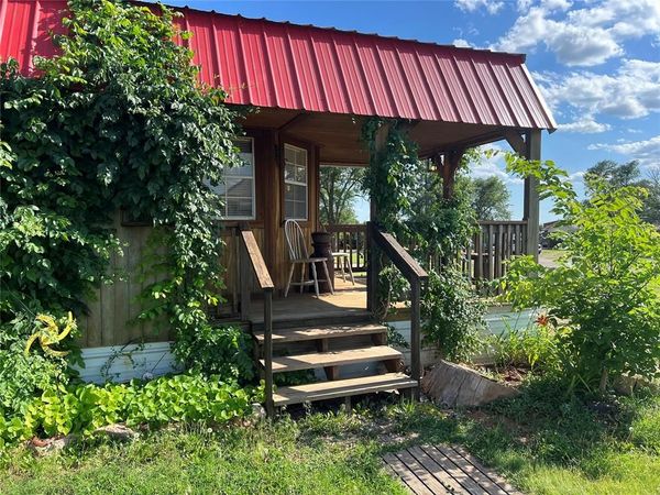 101 N Main Street, Leedey, OK 73654