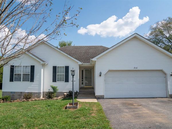 816 Park Hills Street, Bowling Green, KY 42101