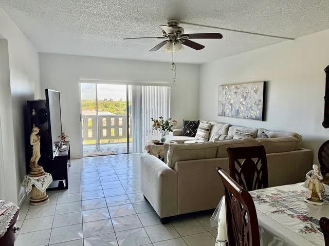 4330 Hillcrest Drive, Unit 904, Hollywood, FL 33021 Photo