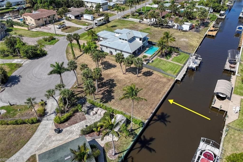 1806 Marina Cir, North Fort Myers, FL 33913 Photo