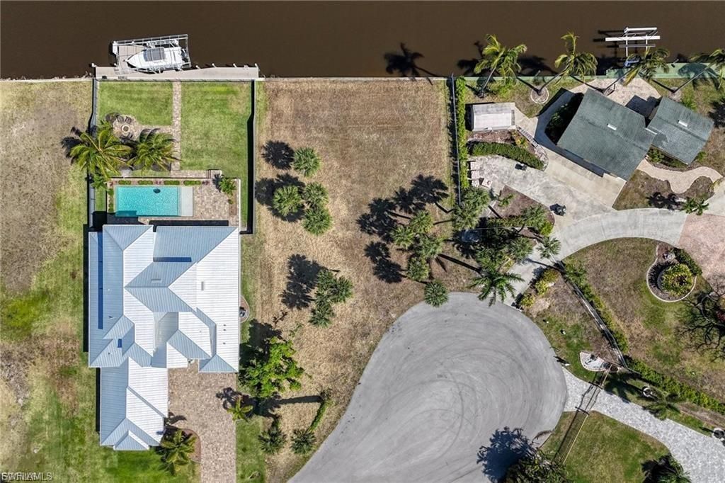 1806 Marina Cir, North Fort Myers, FL 33913 Photo