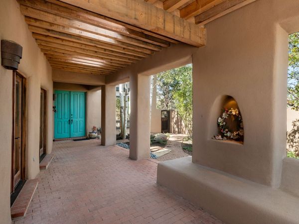 1256 Vallecita Drive, Santa Fe, NM 87501