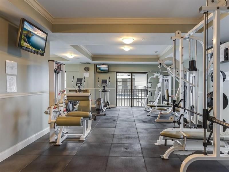 2409 N Ocean Boulevard, Unit 427, Fort Lauderdale, FL 33305 Photo