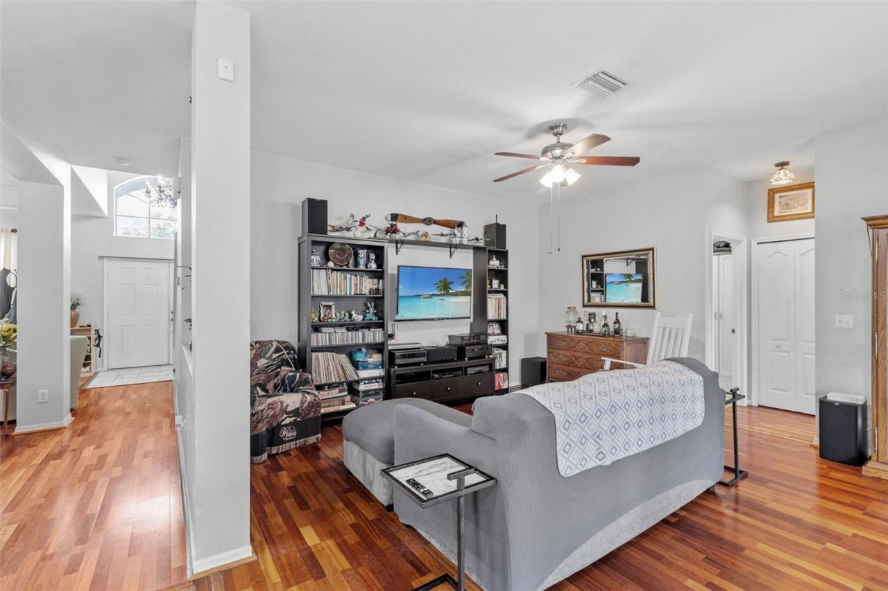 10237 Goldenbrook Way, Tampa, FL 33647 Photo