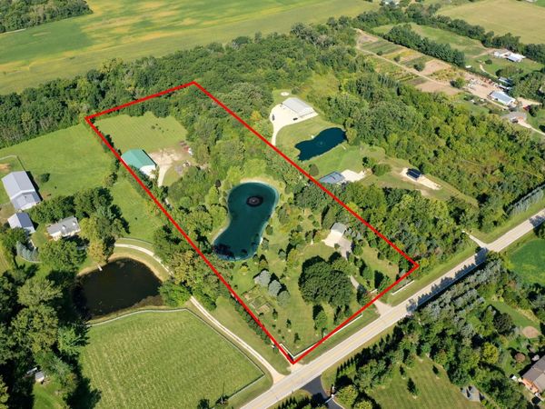 813 Menge Road, Marengo, IL 60152