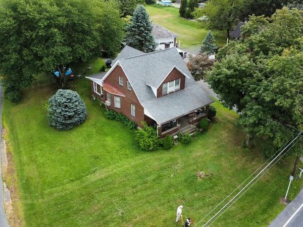 1515 SULLIVAN TRAIL, EASTON, PA 18040