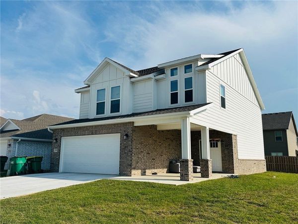 2161 Bluebonnet Lane, Centerton, AR 72719