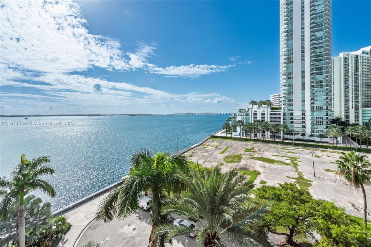 1155 Brickell Bay Dr, Unit 609, Miami, FL 33131 Photo