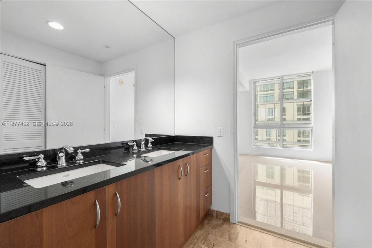 300 S Biscayne Blvd, Unit T-3604, Miami, FL 33131 Photo