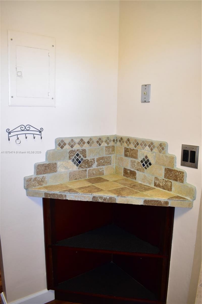 9641 Sunrise Lakes Blvd, Unit 306, Sunrise, FL 33322 Photo