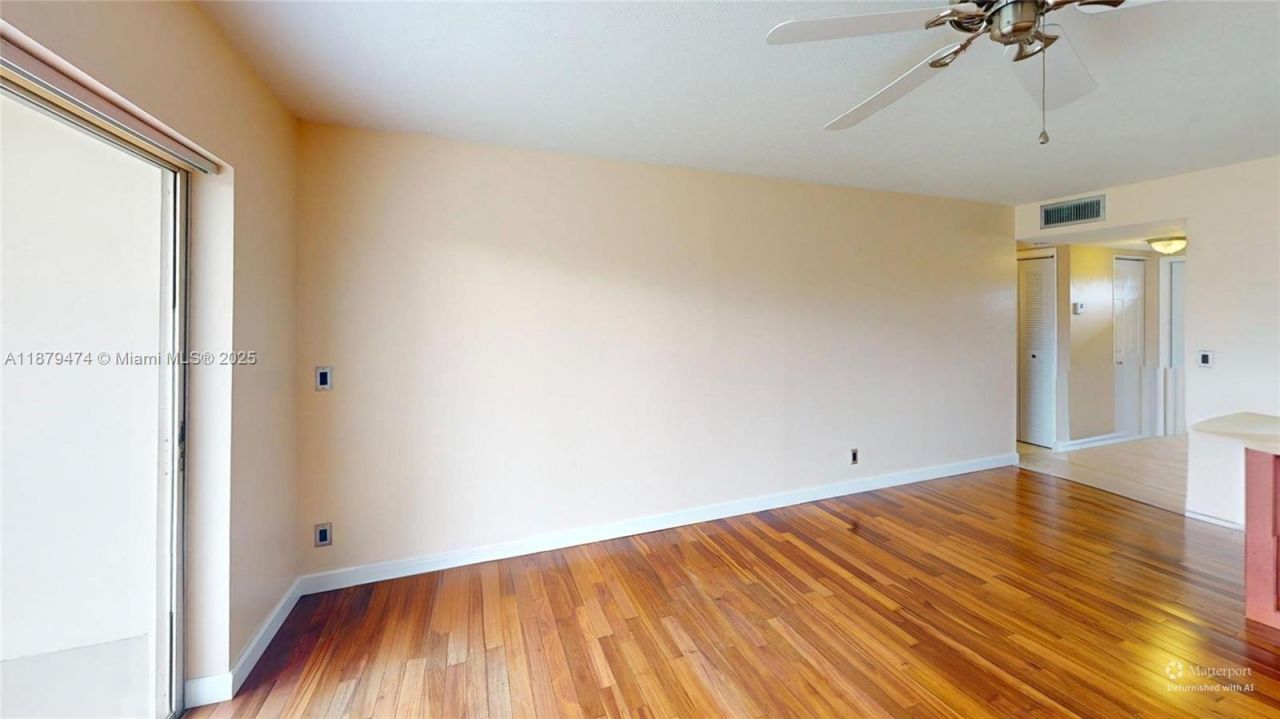 9641 Sunrise Lakes Blvd, Unit 306, Sunrise, FL 33322 Photo