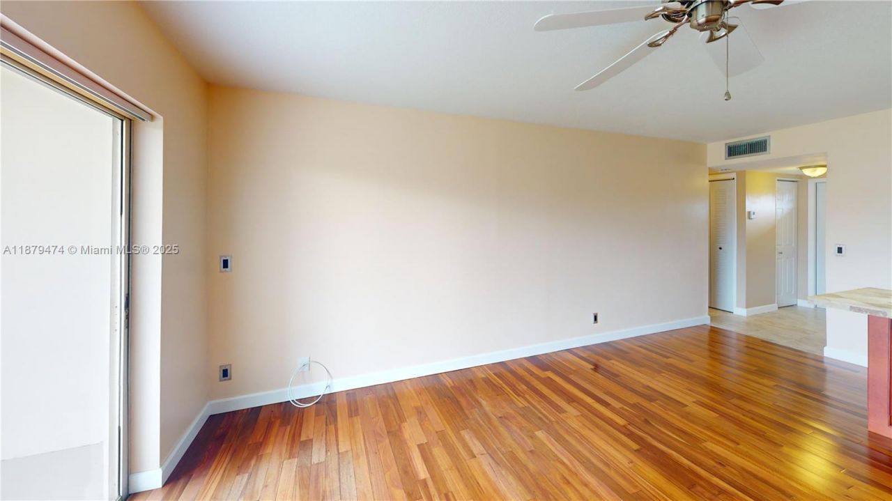 9641 Sunrise Lakes Blvd, Unit 306, Sunrise, FL 33322 Photo