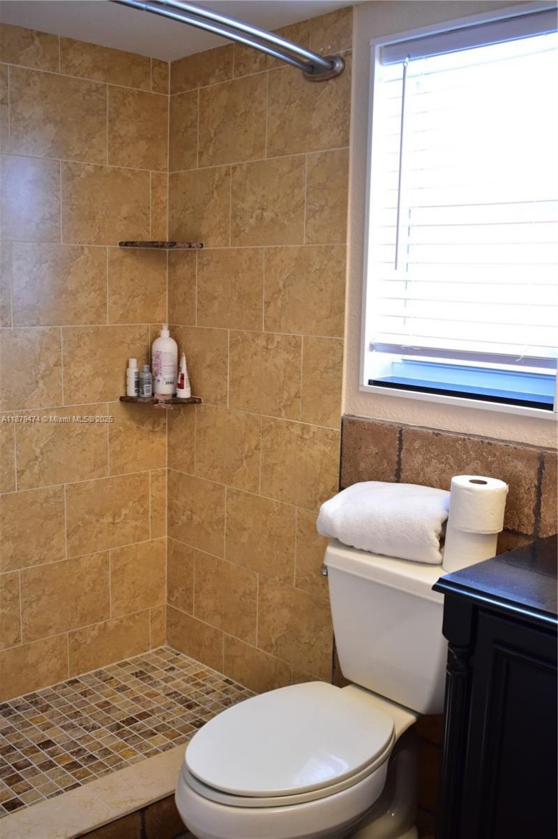 9641 Sunrise Lakes Blvd, Unit 306, Sunrise, FL 33322 Photo