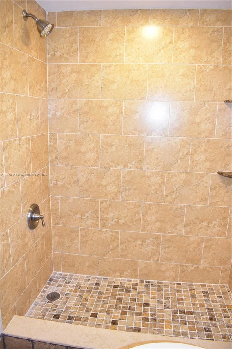 9641 Sunrise Lakes Blvd, Unit 306, Sunrise, FL 33322 Photo